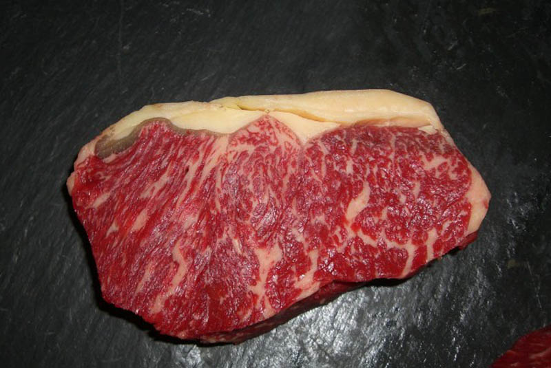 Karpaten Meat - carne de vită marmorată Angus - Produs în Sibiu